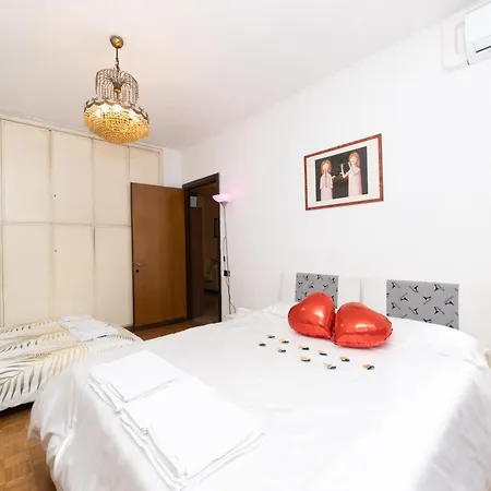 Rachele's Charming House In The Heart Of Homestay Rome