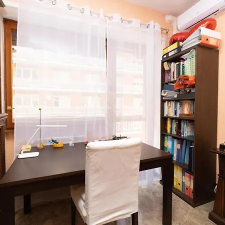 Rachele's Charming House In The Heart Of Homestay Rome
